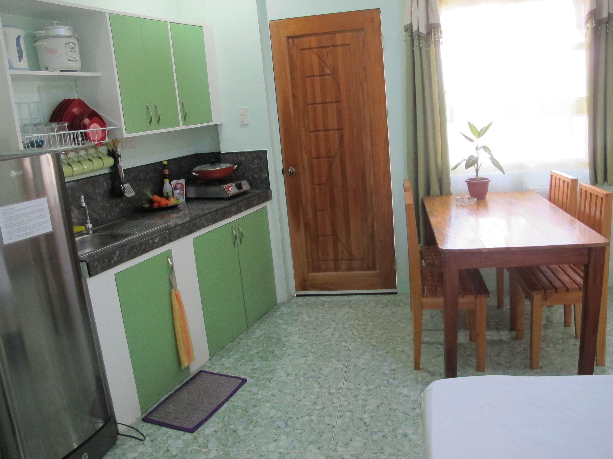 Cool bahay-panuluyan 2*